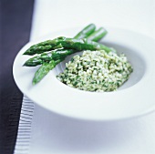 Green asparagus with risotto