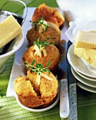 Pikante Muffins mit Bauernkäse