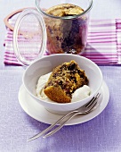 Blueberry cake baked in a jar, with vanilla cream