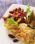 Wraps with spicy mince and bean filling