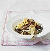 Linguine with mushrooms