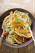 Spaghetti con la bottarga (Nudeln mit Fischrogen, Italien)