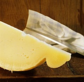 Caciocavallo (Semi-hard cheese from Italy)