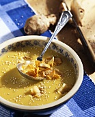 Jerusalem artichoke soup with sesame seeds & vegetable crisps
