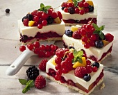 Quark slices with berries