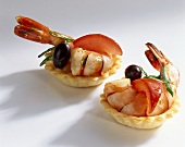 Prawns in pastry cases