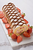 Sponge roll with strawberries