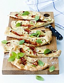 Flatbread with lemon and green pepper