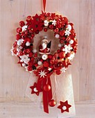 Wreath of red and silver baubles