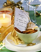 Christmassy place-setting with a menu