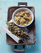 Veal kebabs and calf's liver with lemon sauce (Morocco)