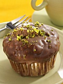 Chocolate praline muffin with pistachios