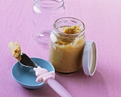 Sweet almond, bulgur wheat & apple juice spread (for babies)