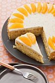 Orangen-Krokant-Torte