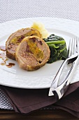 Lamb roulade with spinach and mashed potato