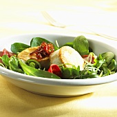 Salad leaves with fried goat's cheese