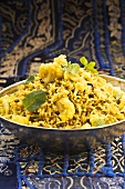 Pilaf with cauliflower and mint