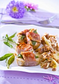 Pork fillet with bacon, sage and chanterelle sauce
