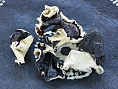 Black Chinese mushrooms
