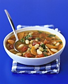 Bohnen-Gemüse-Suppe