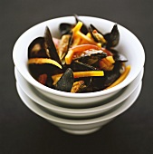 Mussels with tomatoes and chili