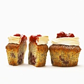 Cherry and poppy seed muffins with meringue and cherry jam