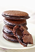 Filled chocolate biscuits