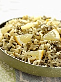 Rice with spinach and lemon