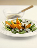 Salat von gebackenem Kürbis & Gorgonzola