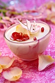 Almond cream with rose petals