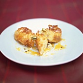 Fried banana with honey sauce