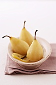Poached pears with vanilla