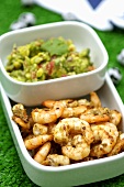 Fried prawns with guacamole