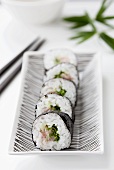 Maki-Sushi mit Thunfisch und Lauchröllchen (Negi), Japan