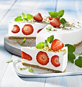 Cream cheese tart with strawberries