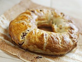 Danish wreath (filled with dried fruit, nuts and jam)
