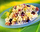 Barley salad with tuna, spring onions and olives
