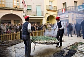 Calcotada (Volksfest mit Frühlingszwiebeln, Spanien)