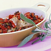 Tuna with tomatoes and sage