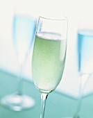 Blue Champagne: cocktail made with champagne & Blue Curaçao