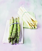 Green and white asparagus