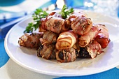 Crispy bacon-wrapped prunes and dates