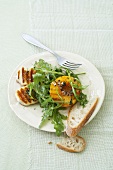Rocket salad with grilled halloumi and peach