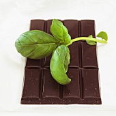 Schokolade mit Basilikum