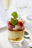 Elderflower cream with cream and strawberries