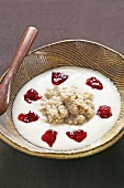 Fonio millet with yoghurt and jam