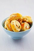 Puff pastry rolls with turkey and mint filling