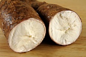 Manioc root, cut in two
