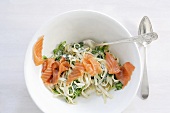 Tagliatelle with endive and smoked salmon