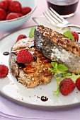 Fried salmon with raspberries and balsamic vinegar